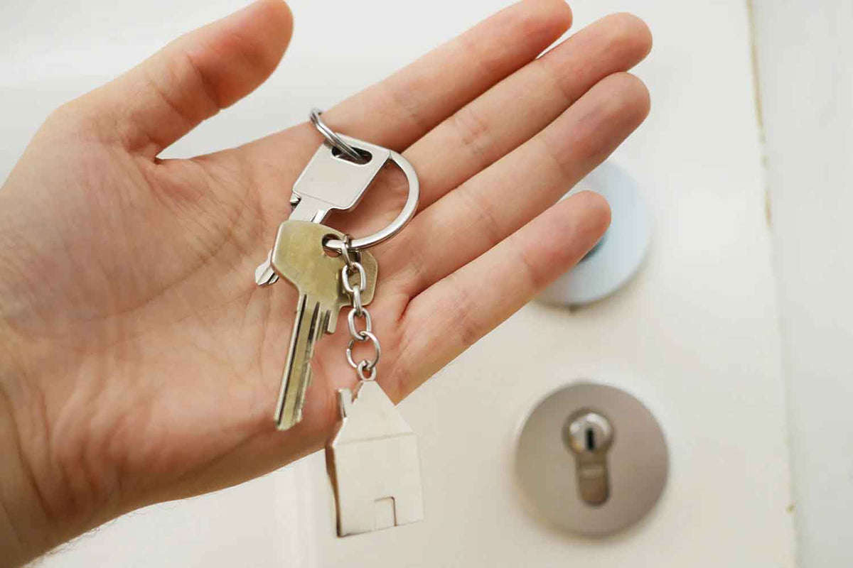 25 Things Every Homeowner Should Know How To Do Around the House